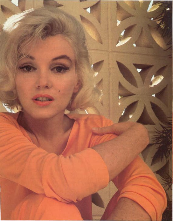 B. Marilyn Monroe.f