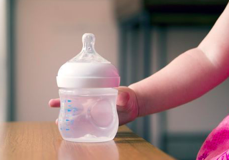 Bebe 5 Mois Pleure Pendant Les Biberons Biberons Et Sevrage Forum Grossesse Amp Bebe Doctissimo Bebe 5 Mois Pleure Pendant Les Biberons Biberons Et Sevrage Forum Grossesse Amp Bebe Doctissimo