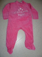 pyjama velours neuf (taille petit) 3€