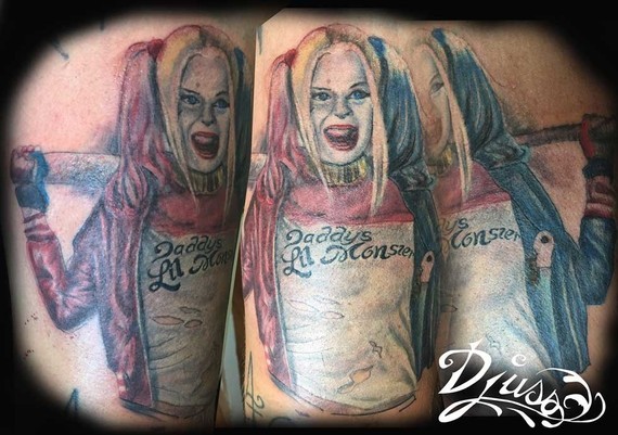 Guillotine Photo Dun Image De Tatouage De Crane Royal