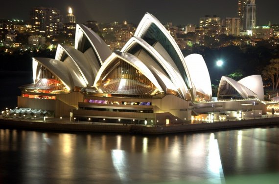 Sydney_Opera_House_Night