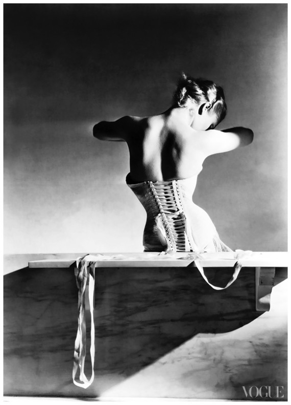 horst-p-horst-mainbocher-corset-paris-august-11-1939