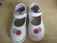T21_chaussures blanches_6e