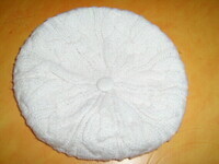 Béret laine taille 52-53_2euros (2)