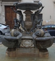 piazza Mattei Fontana delle Tartarughe (3)