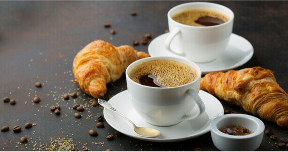 cafe-croissant_shutterstock_576930457