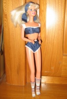 barbie sous vetement bleu
