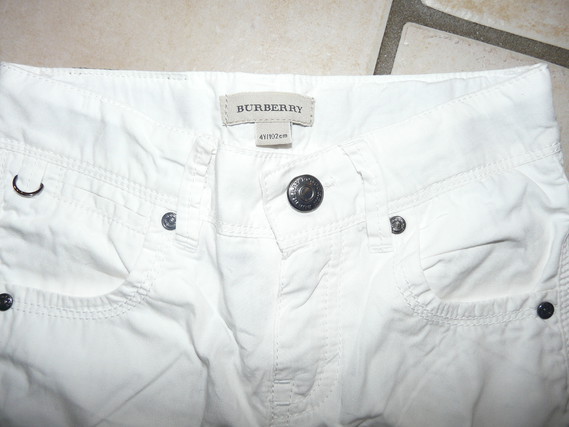 détail pantalon Burberry