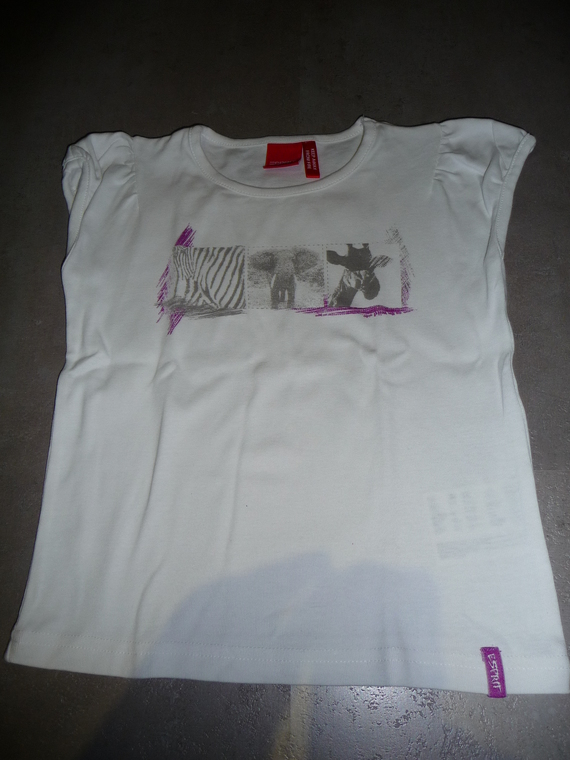 t-shirt ESPRIT zébre girafe 6/7 ans 5€
