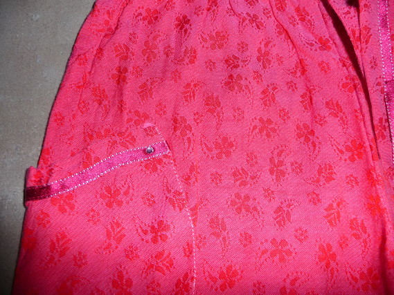 pantalon rose clayeux 8 ans 6€