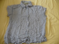 chemise en voile bleu taille 42/44 8€