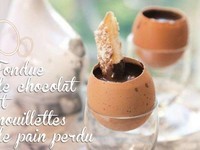 fondue-de-chocolat-et-mouillettes-de-pain-perdu-640x480