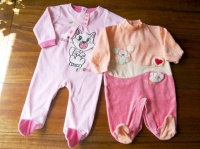 pyjama NEUF 3 mois à droite - 3e (celui de gauche est vendu