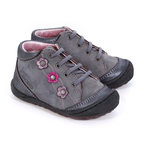 Chaussures bebe -mod8-Pointure 18