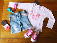 3 ans Tee Shirt "Plumes" Rose pâle Catimini UGM mini kid layette fille - Short 3 pommes - converse
