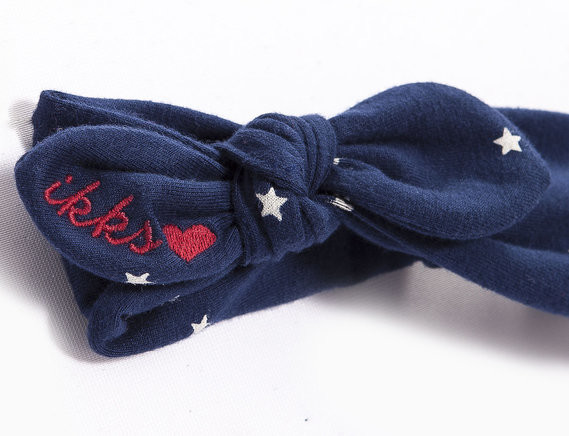 Ikks Bandeau Bebe Elastique Bleu Marine Imprime Etoiles Blanche Gros Nœud Dessus Vendu 2 4 Ans Lamicoquillette Photos Club Doctissimo Ikks Bandeau Bebe Elastique Bleu Marine Imprime Etoiles Blanche Gros Nœud Dessus Vendu 2 4 Ans Lamicoquillette Photos Club Doctissimo